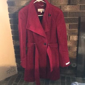 Calvin Klein size SM like NEW beautiful RED
